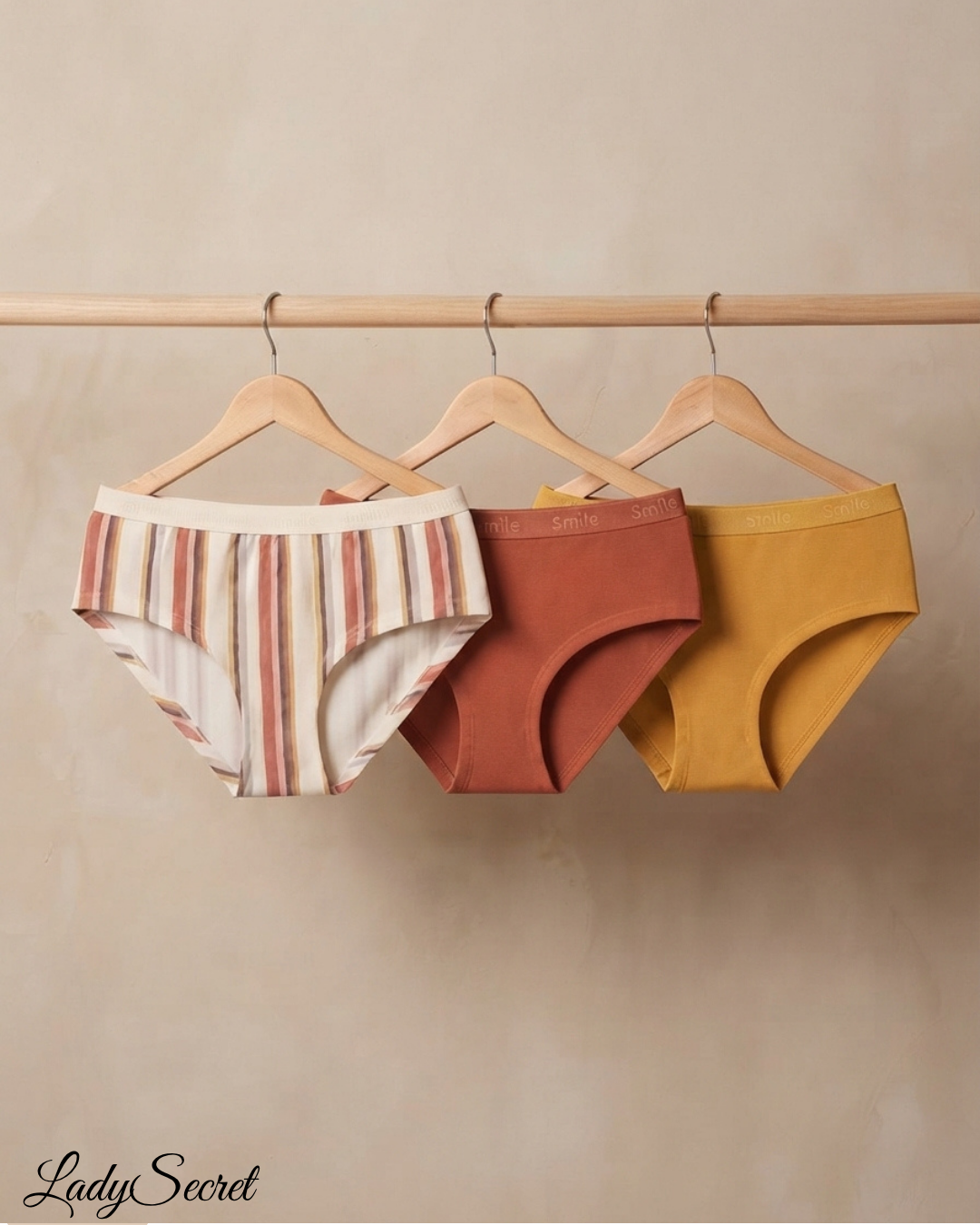Ensemble Culotte Femme Smile & Rayures – Lot de 3 Culottes Coordonnées S-1013