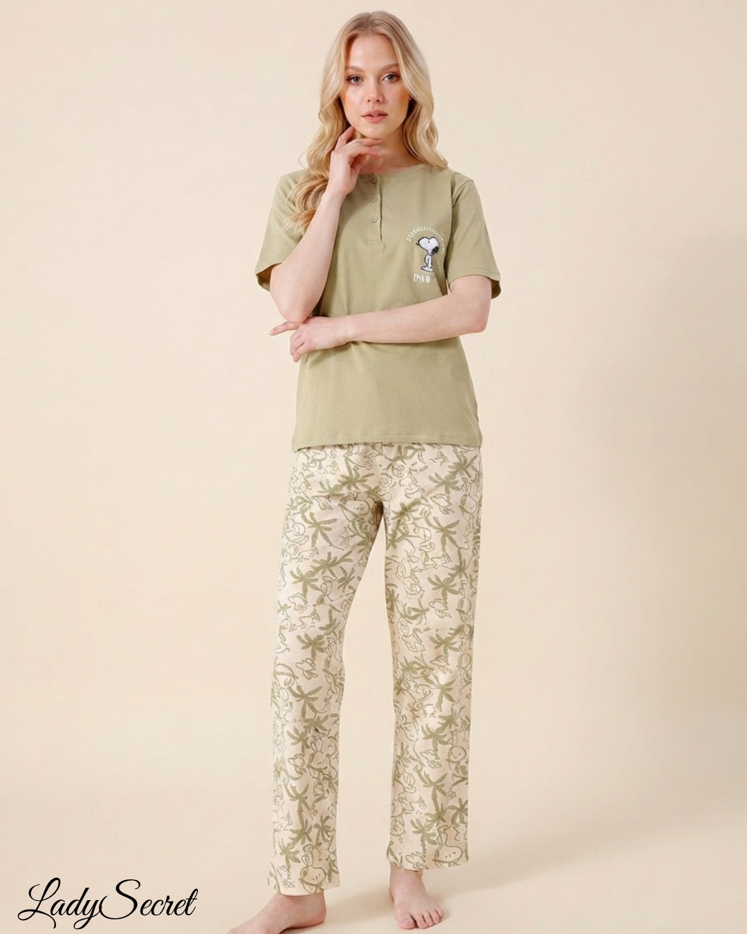 Pyjama Femme Snoopy – T-shirt & Pantalon Motif Coordonné LJ-977