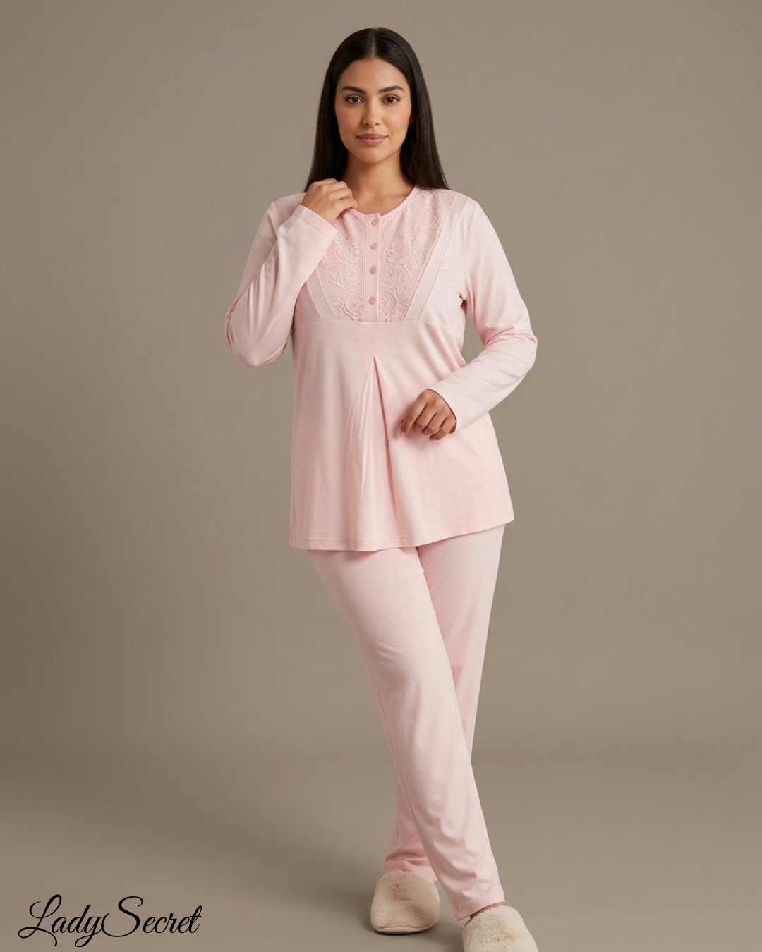 Pyjama Femme 2 Pièces en Dentelle Rose Poudré – Top & Pantalon