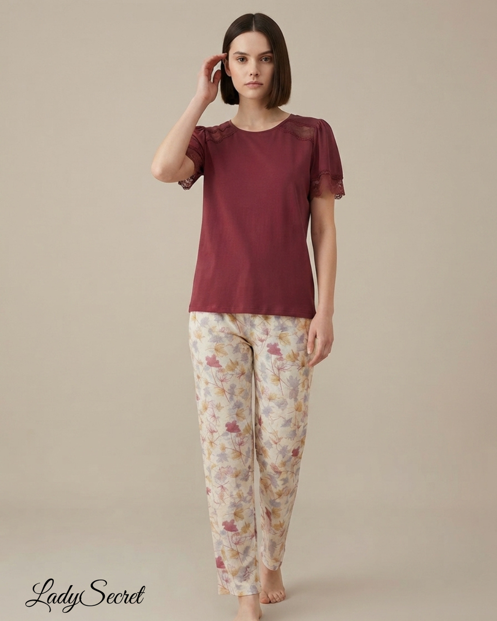 Pyjama Femme Dentelle Bordeaux – Top & Pantalon Floral Coordonné M-2826