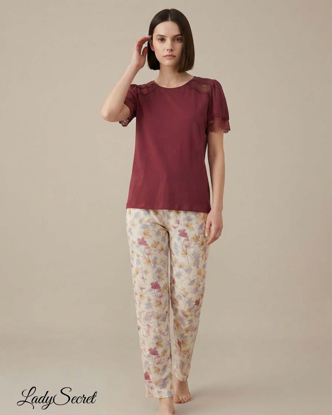 Pyjama Femme Dentelle Bordeaux – Top & Pantalon Floral Coordonné M-2826