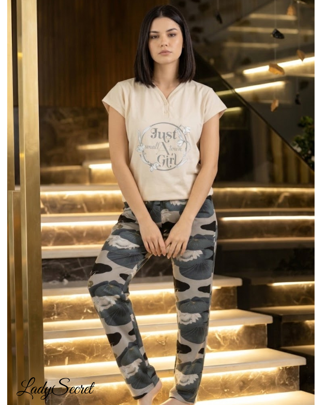 Pyjama Femme Small Town Girl Beige - T-shirt & Pantalon