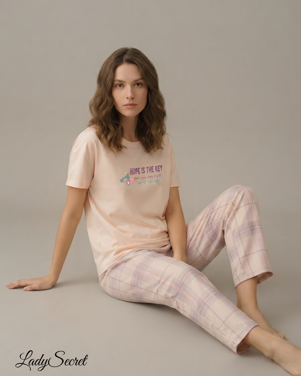 Pyjama Femme Hope is the Key - T-shirt & Pantalon à Carreaux 6041